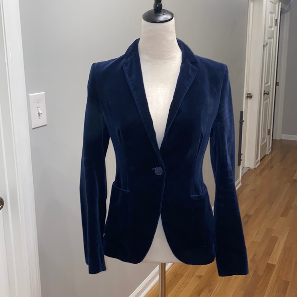 United Colors of Benetton size 2 Navy Midnight Blue Velour Blazer size 2